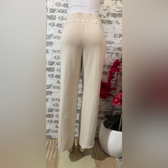 Yogalicious Scuba Dahila Pants in Soft Beige - Picture 2 of 4